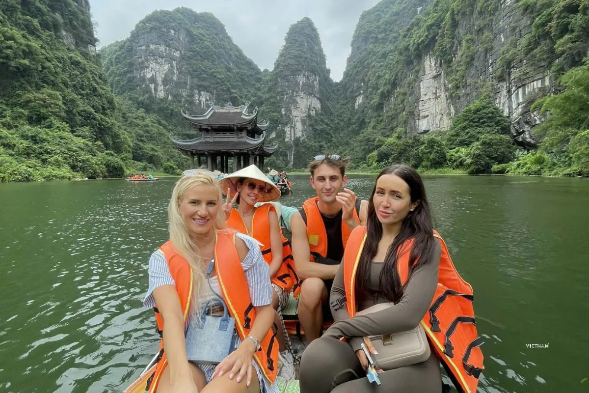 Trang An Boat Tour